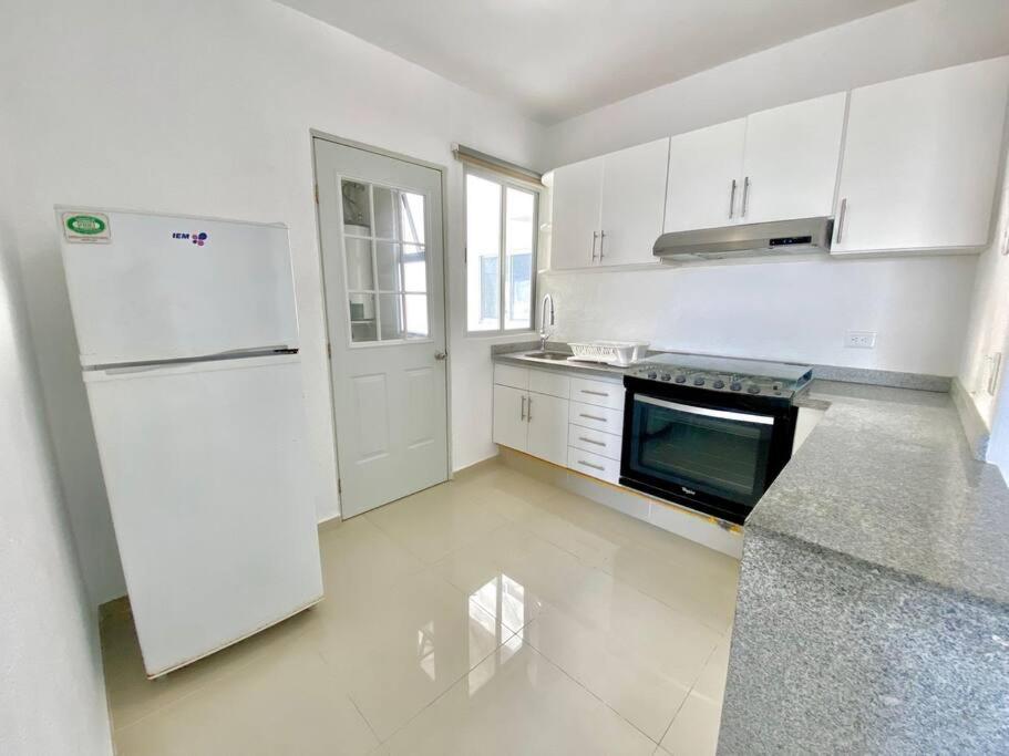 Home & Office Cancun Pool Ngoại thất bức ảnh